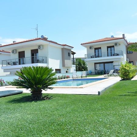 Villas Hanioti Bagian luar foto