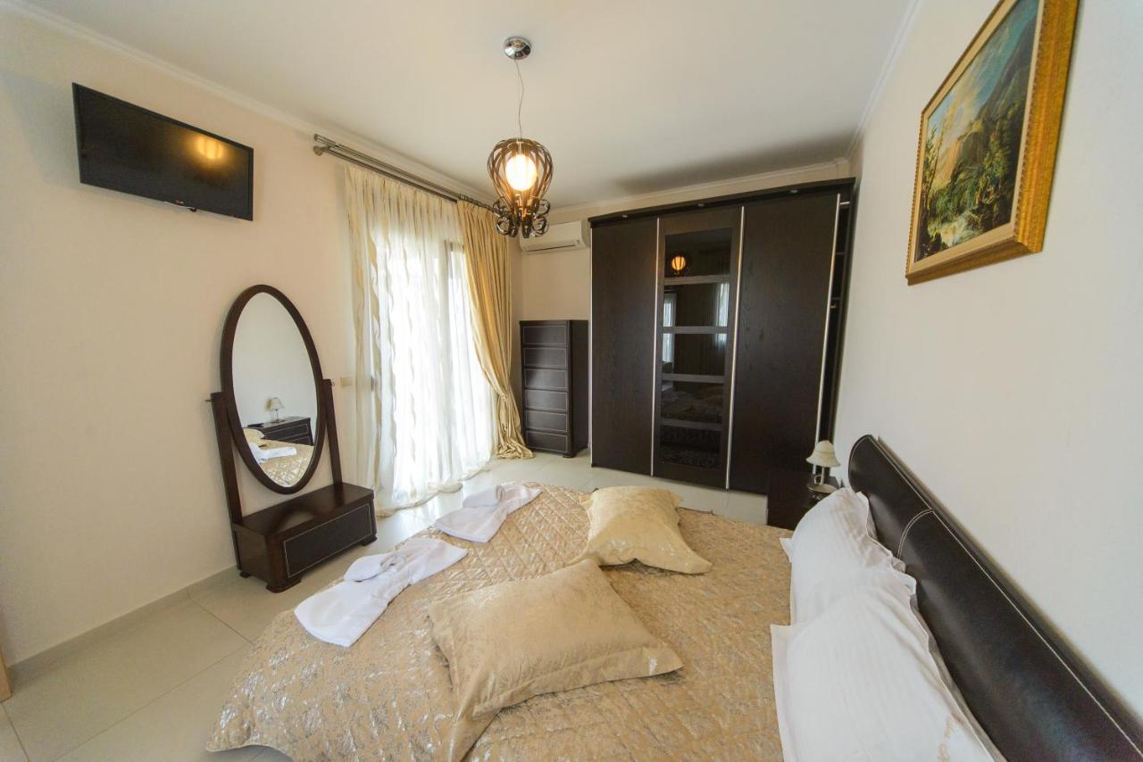 Villas Hanioti Bagian luar foto