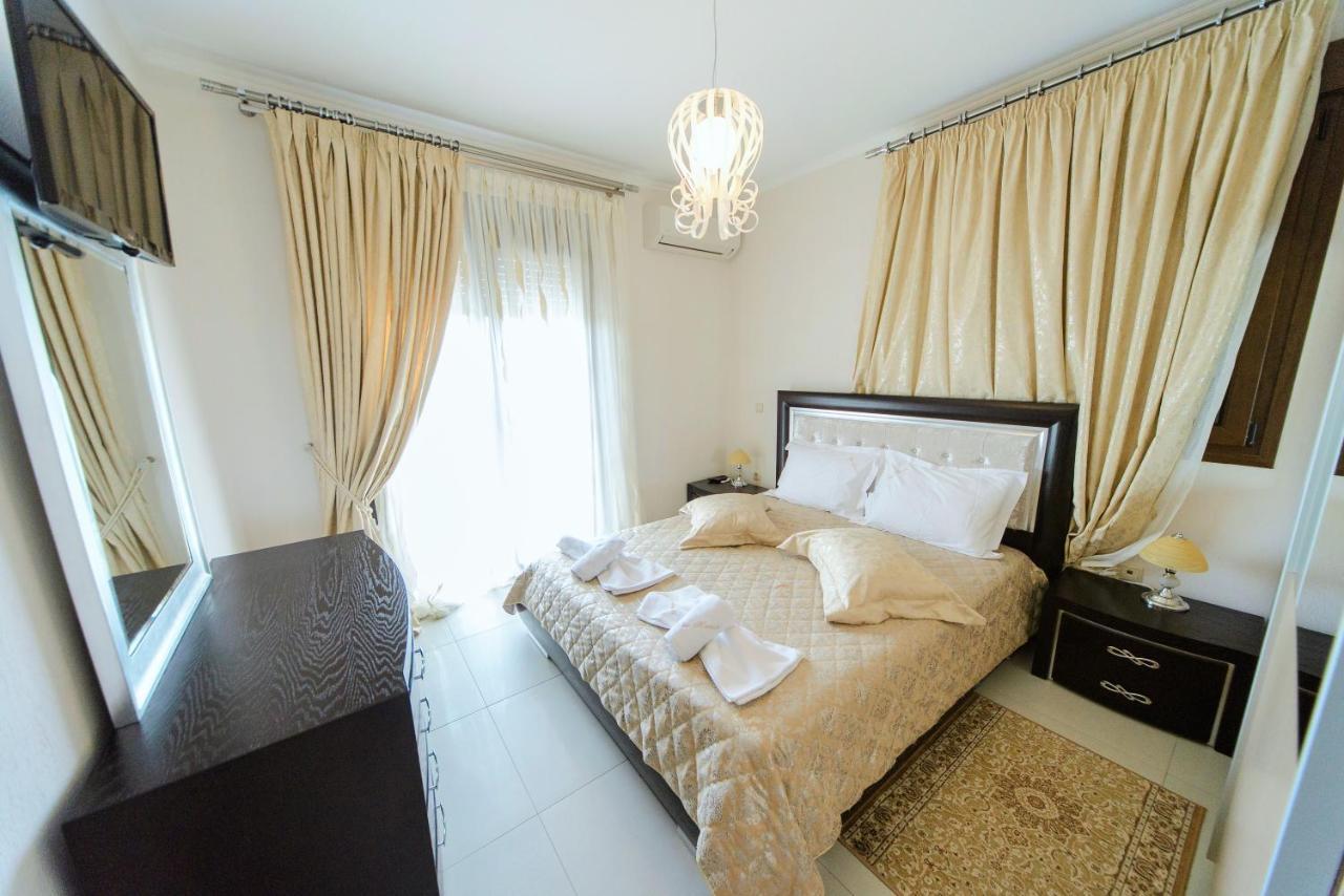 Villas Hanioti Bagian luar foto