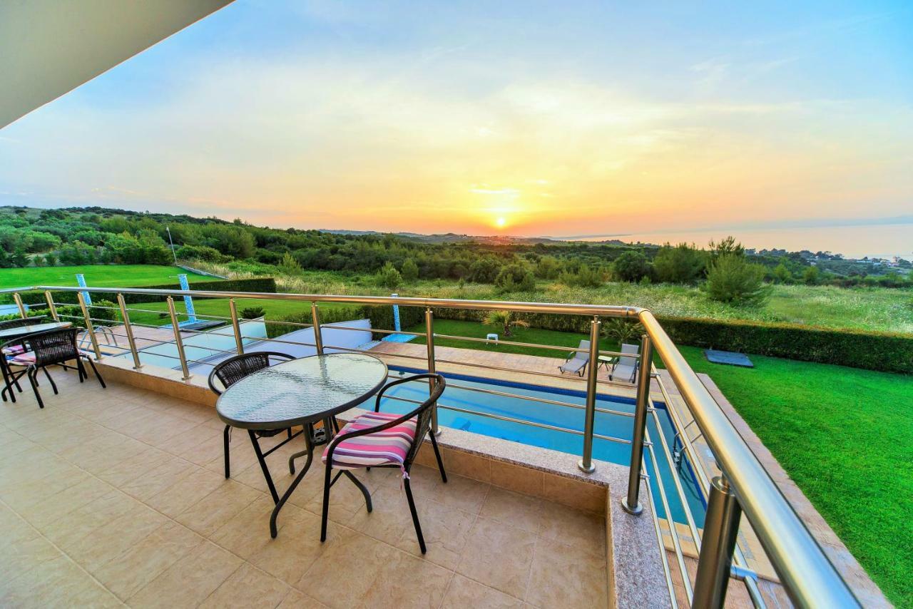 Villas Hanioti Bagian luar foto