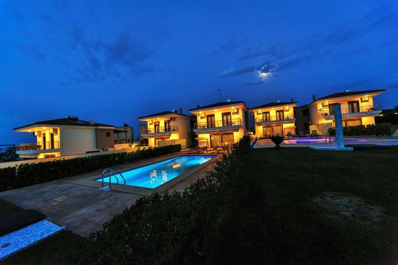 Villas Hanioti Bagian luar foto